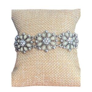 Silver Tone Flower Chain Bracelet Cream Clear Rhinestones Floral Adj. 7" + 1.5"